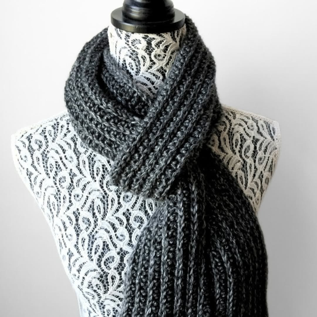 Chunky Scarves That Look Intricate