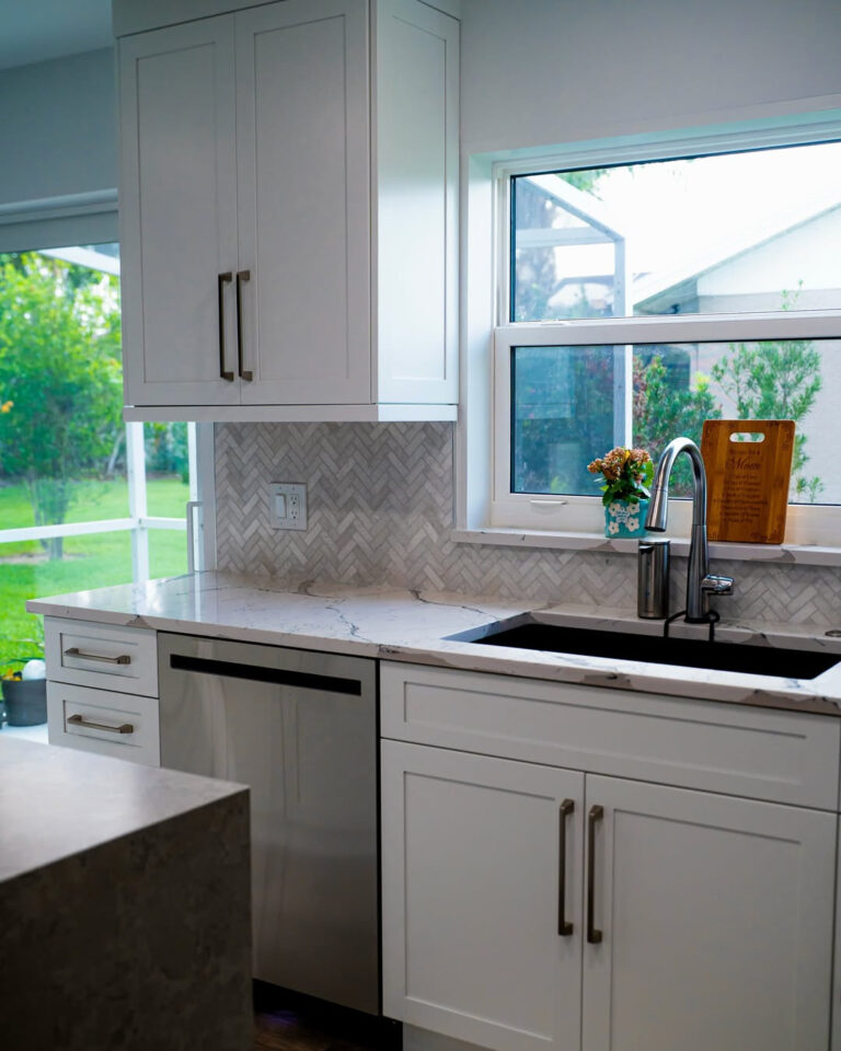 Marble Herringbone With Soft Veining