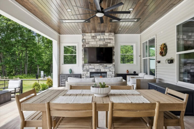 Roofed Lounge with Ceiling Fans