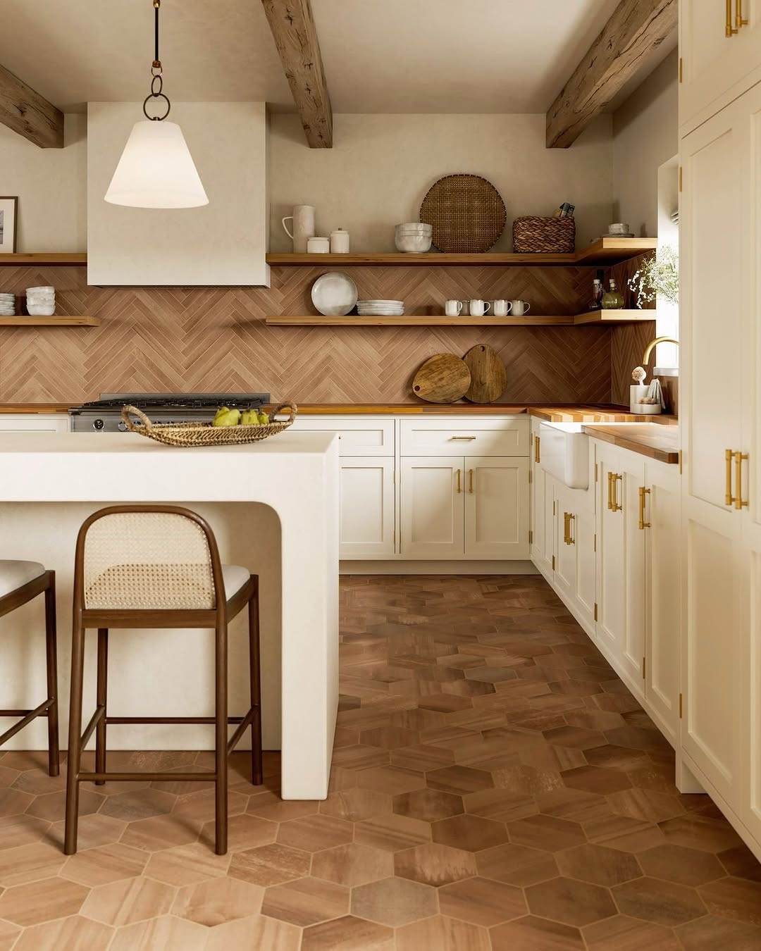 Warm Wood-Look Tile Pattern